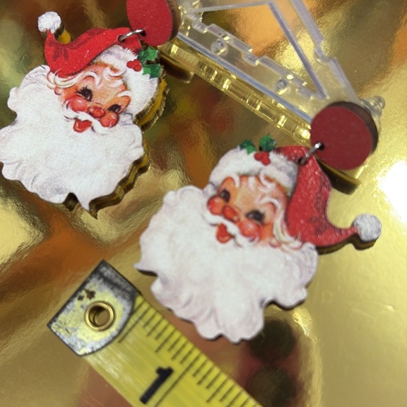Vintage style santa earrings! - Picture 9 of 9